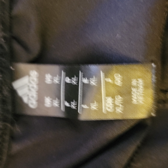 Addidas Primeblue Shorts and Addidas T-shirt Set - Picture 5 of 5